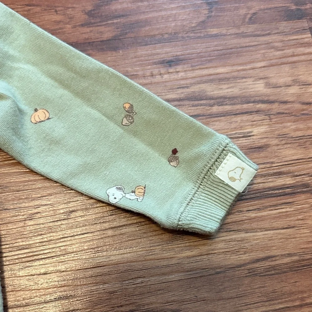 Snoopy Fall Baby Footie Sleeper NWOT Size 3-6 Months
